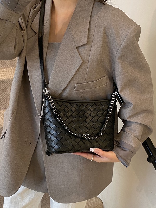 Comercio exterior transfronterizo cadena de moda tejida bolso de cubo portátil mujer 2025 nuevo estilo de alta calidad mochila de viaje