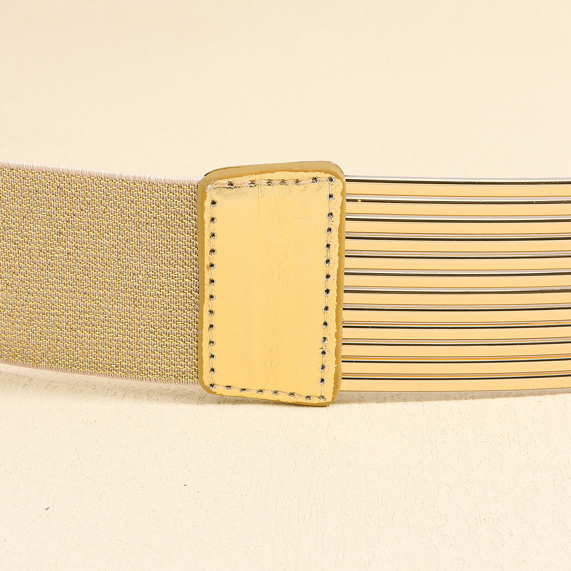 Gold Color Basic Solid Color Belt Plastic Women's Woven Belts
