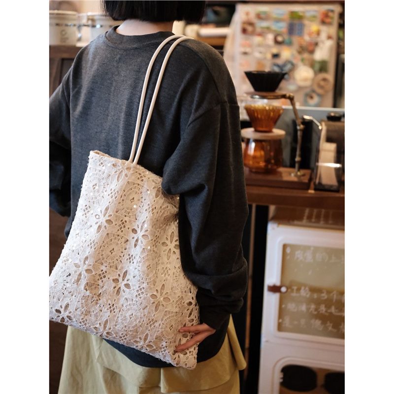 프렌치 화이트 레이스 스팽글 자수 봄 여름 다용도 소녀 기질 숄더백 캔버스 가방 대용량 겨드랑이 가방