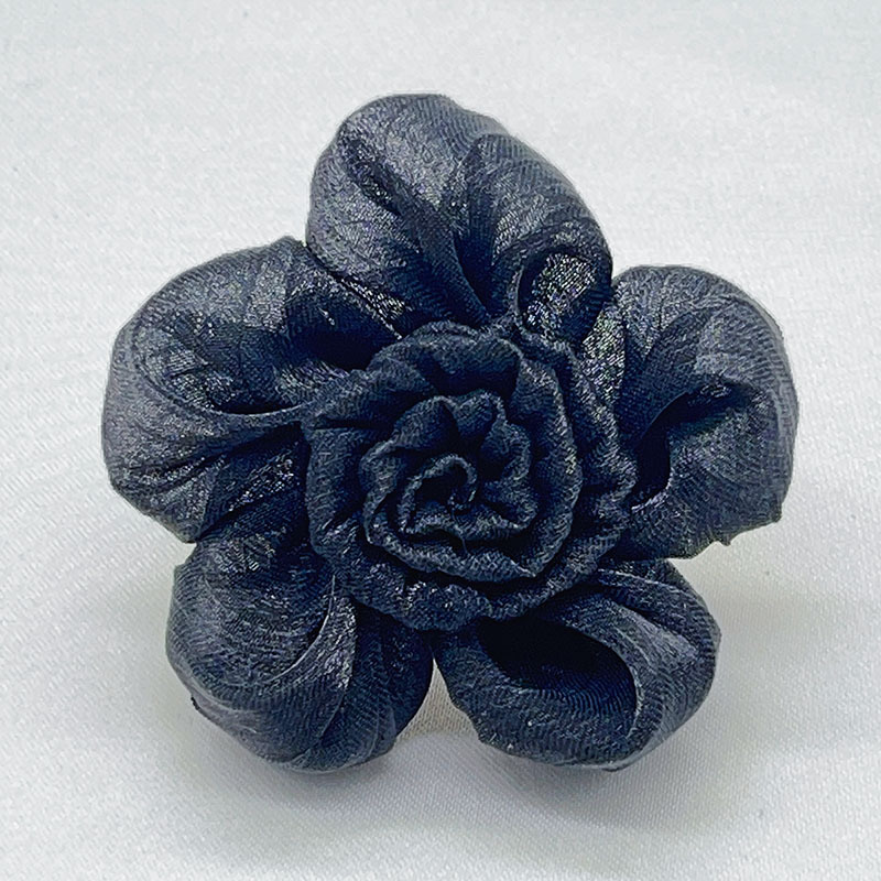 サテン五弁花 手作りツイストフラワーハート 布製花飾り 靴や帽子のアクセサリー 布製花材 手縫い工芸