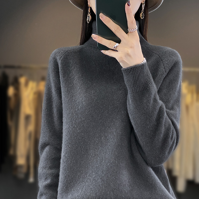 秋冬の新型高襟ウールの底のシャツは肩の長袖のセーターの女性の頭の上着の底のシャツを厚く挿します。|undefined