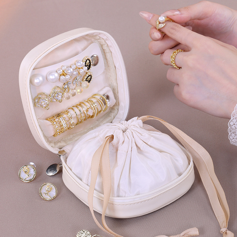 Bolsa de almacenamiento de joyería de lujo ligero de alta calidad de Amazon mini bolsa de maquillaje portátil pequeño bolso interior bolso de lápiz labial ligero