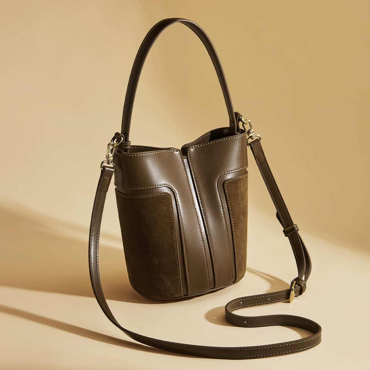 Сумка женская 2024 новая осенняя и зимняя ведро сумка ретро ниша дизайн