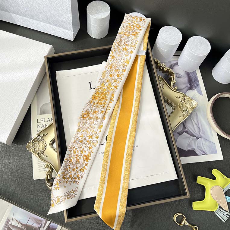 D versión alta 18 mm bufandas de seda cinta cinta delgada correa de pelo larga decoración pequeña bufandas animales de la selva H