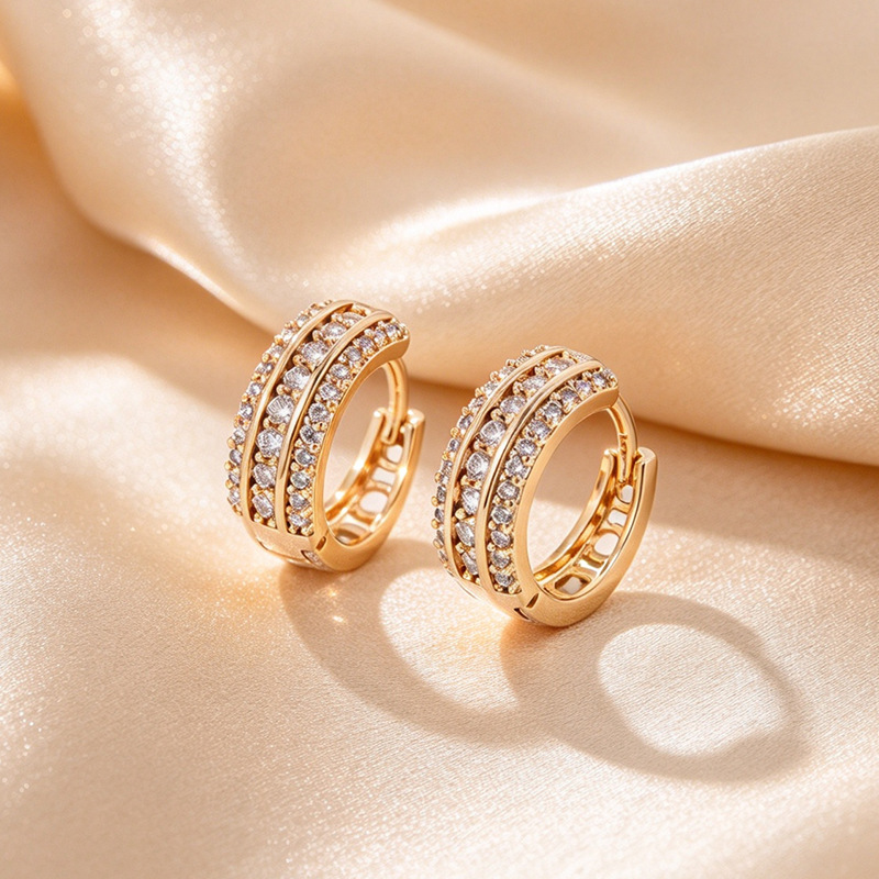 Pendientes de Aro con Zirconia de Aleación de Cobre Bañado en Oro de 18K