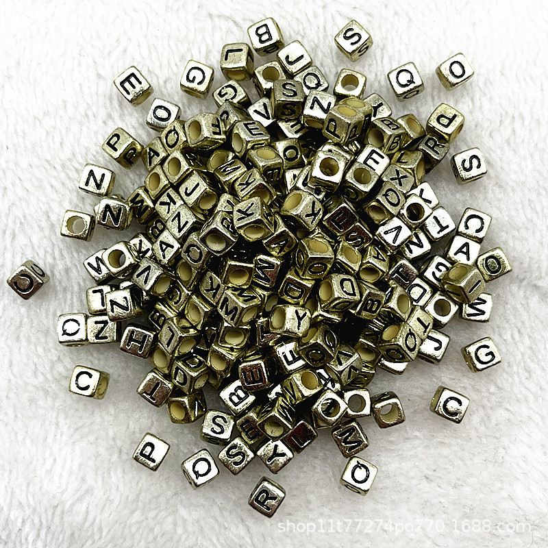 6mmアクリル散珠カラー英語滴油アルファベットビーズDIYアクセサリー子供早教ビーズ