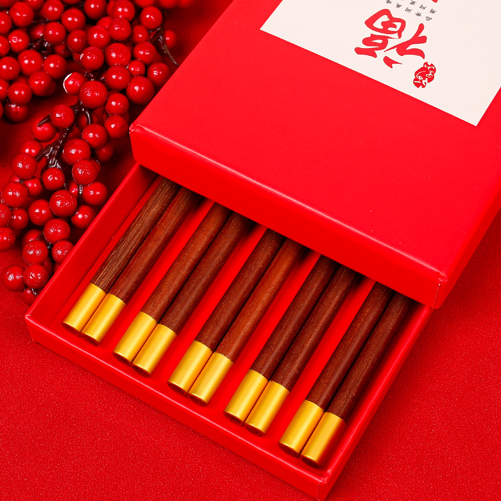 Bendición de cúpula de sándalo rojo