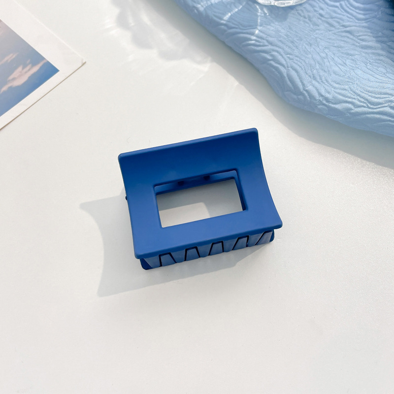 Cabeza pequeño tamaño clip de pelo temperamento tiburón clip tocado Klein Blue Ball Head clip hembra Otoño e Invierno accesorios para el cabello