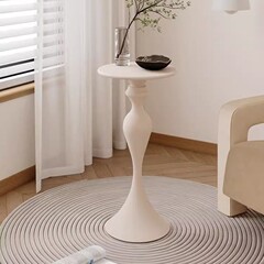 北欧シンプル現代小戸型ベッドルームソファ茶何鉄芸円卓ネット赤ins角何風辺