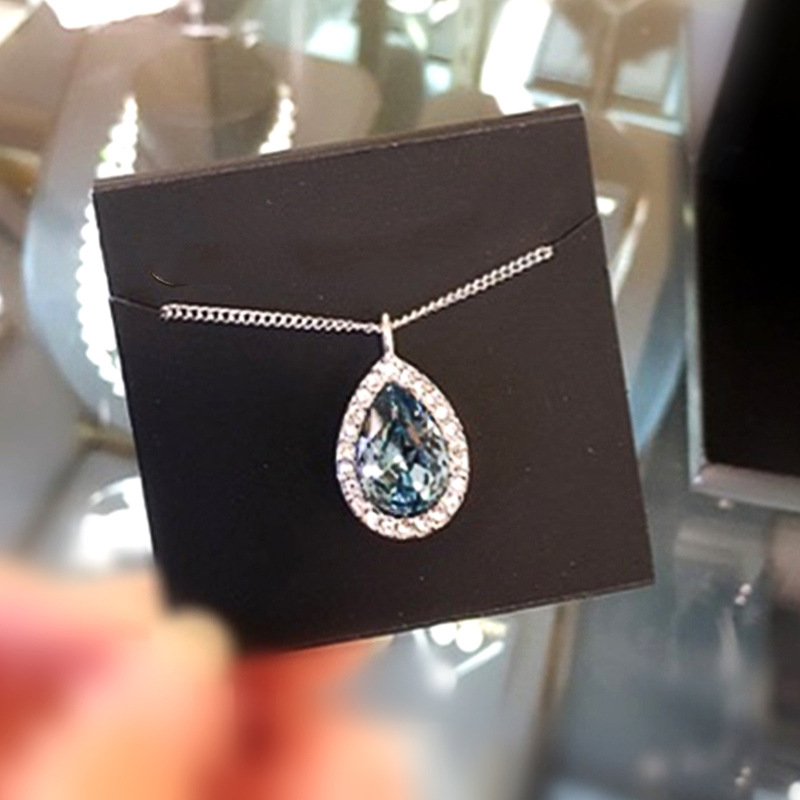 Water Droplets Pattern Women's Gender Vintage Style Shiny Water Droplets Copper Inlay Zircon Pendant Necklace