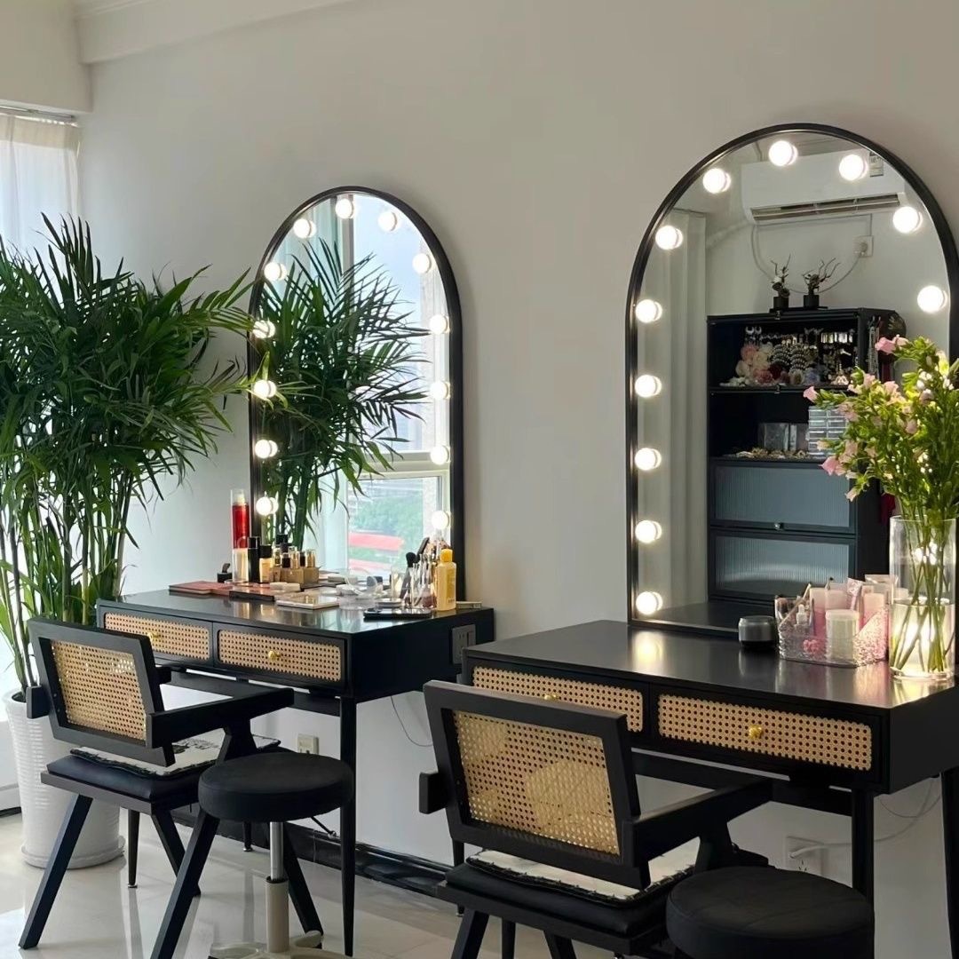 Rattan Chinese-Style Photo Studio Professional Dressing Table with Lights, Wedding Dress Shop, Beauty Salon Studio, Makeup Artist's Special Dressing Table