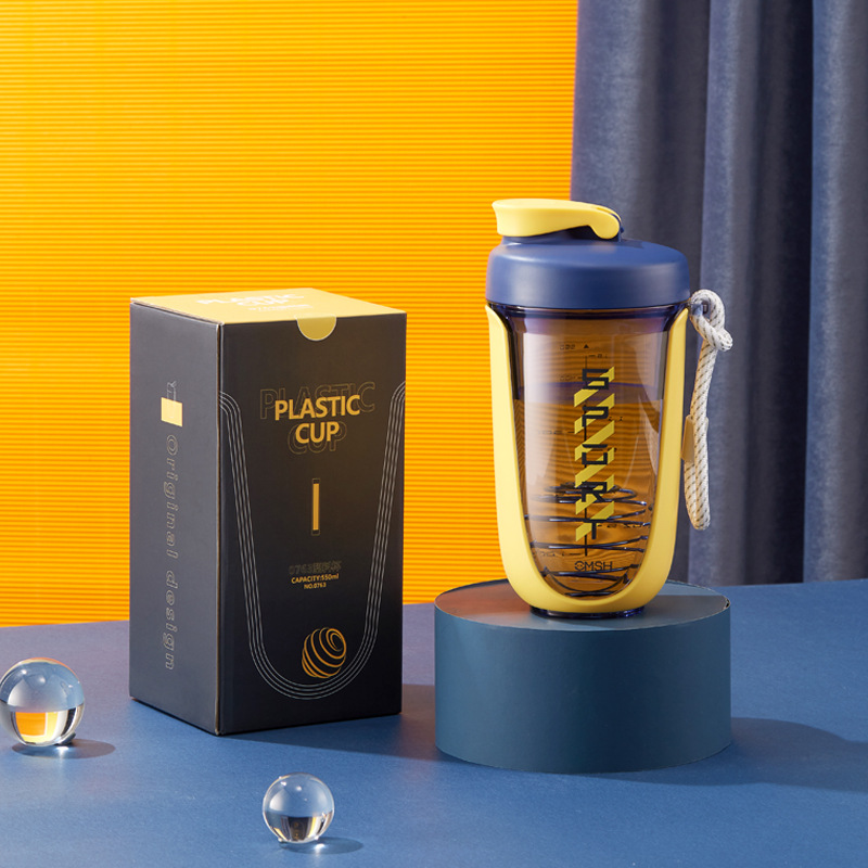 Vida de fresa creativa batido taza proteína polvo batido taza fitness deportes al aire libre taza de agua regalo femenino logotipo impreso