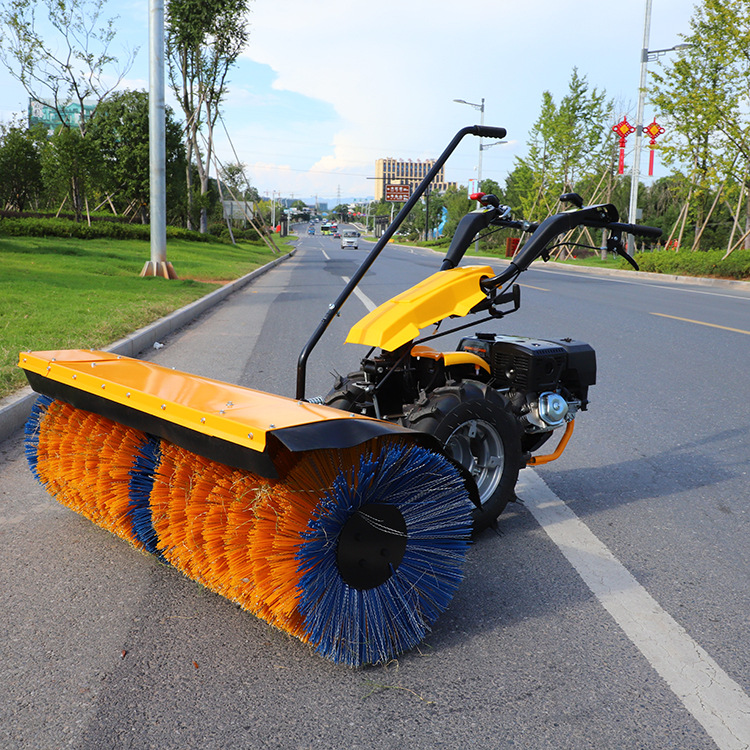 工厂现货15马力手推式扫雪机 小型路面清雪机 滚刷式扫雪车