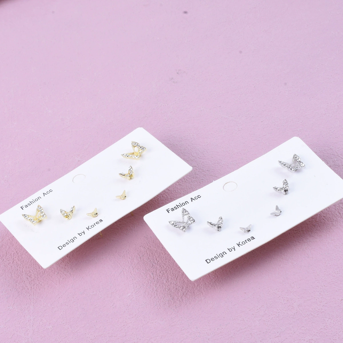 С 작은 design earrings with zircon, city style