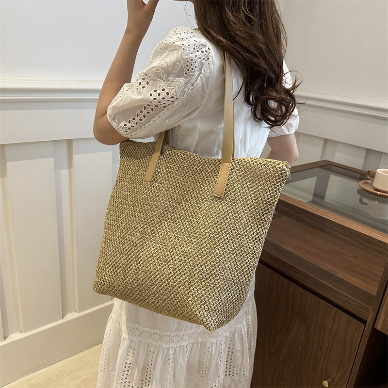 Bolso tejido de paja para mujer de gran capacidad 2024 nuevo estilo de verano casual de un solo hombro bolso de viaje bolso tejido bolso de playa junto al mar