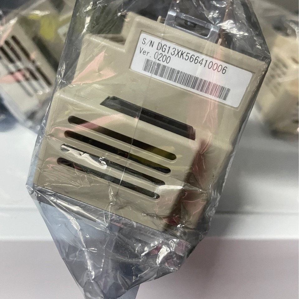 SRDA-SDA14A01A-E全新安川机器人伺服放大器议价