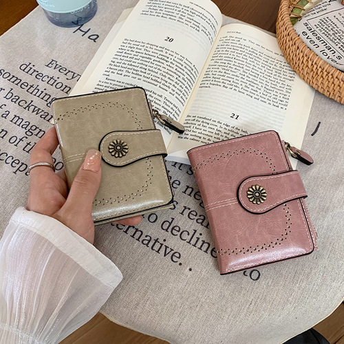 Women's Oil Leather Wallet Retro Short Zipper Coin Purse Hollow Multifunctional Money Clip