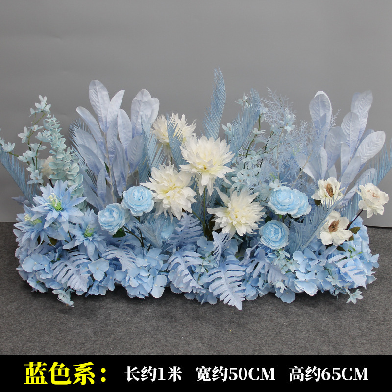 新商品の結婚祝いの大きいタイプの花を並べて絹の花の完成品の装飾をシミュレーションします。|undefined