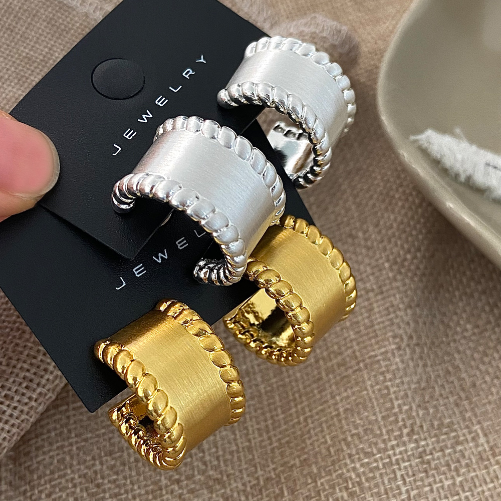 Copper Material Gold Plated Plating 1 Pair Classic Style U Shape Plating Copper Gold Plated Drop Earrings