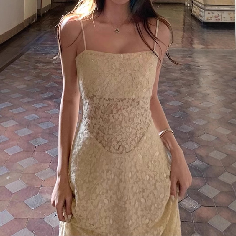 2026 New Style Gentle Cream-Colored Dress for Women, Spring Season, Waist Cut-Out Lace Strap Long Dress 2026 New Style Gentle Cream-Colored Dress for Women, Spring Season, Waist Cut-Out Lace Strap Long Dress