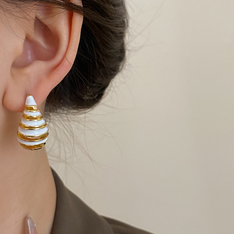 Casual, Daily Occasion 1 Pair Vintage Style Stripe Water Droplets Enamel Plating Copper Ear Studs