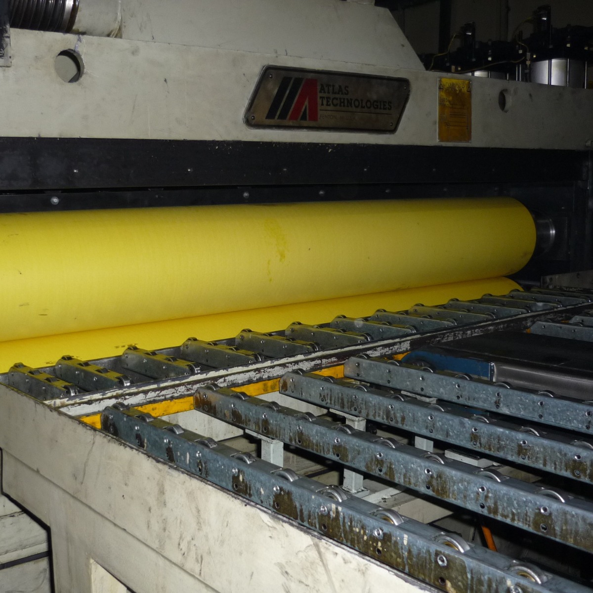 专业制造无纺布挤干辊、挤油辊上海宝鹰替代进口13701959839