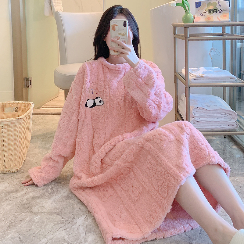 Pijamas de las mujeres de terciopelo Jacquard de invierno dulce princesa estilo de manga larga camisón de longitud media más el tamaño 230 Chubby chica homewear