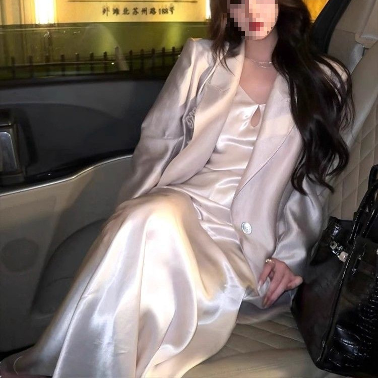 感缎面西装外套女2025春秋休闲宽松西服v领镂空吊带裙两件套爆款|undefined