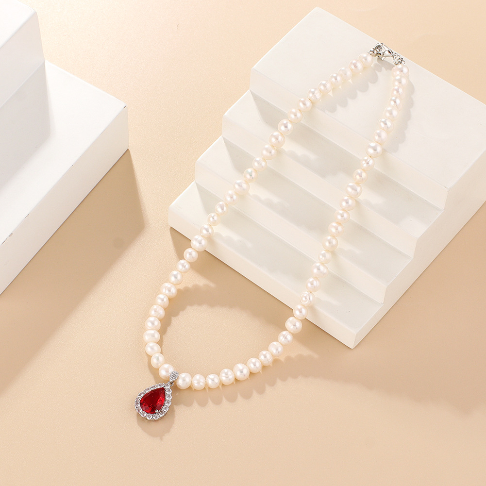 organic universal necklace from pearl drop-shaped