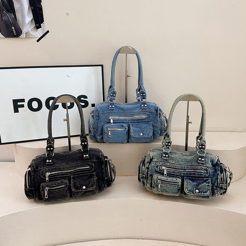 Large Capacity Commuter Motorcycle Bag Denim Bag for Women 2026 New Niche Design Multi-Pocket Shoulder Crossbody Bag Large Capacity Commuter Motorcycle Bag Denim Bag for Women 2026 New Niche Design Multi-Pocket Shoulder Crossbody Bag