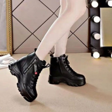 短靴子女2025秋季百搭女鞋内增高厚底英伦风马丁靴瘦瘦靴工厂批发