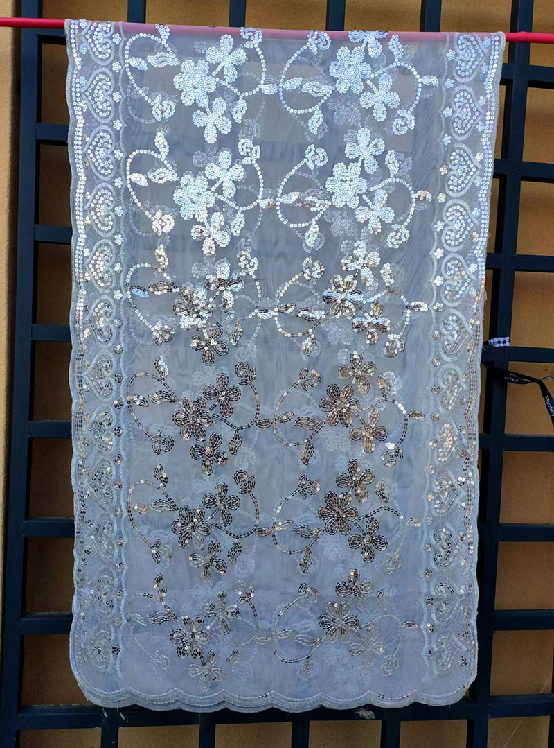 银色