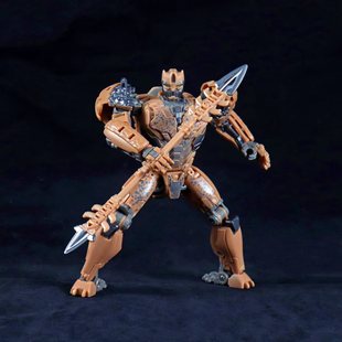 Change 7 movie version QT-02 fierce beast yellow leopard warrior transformation robot toy model