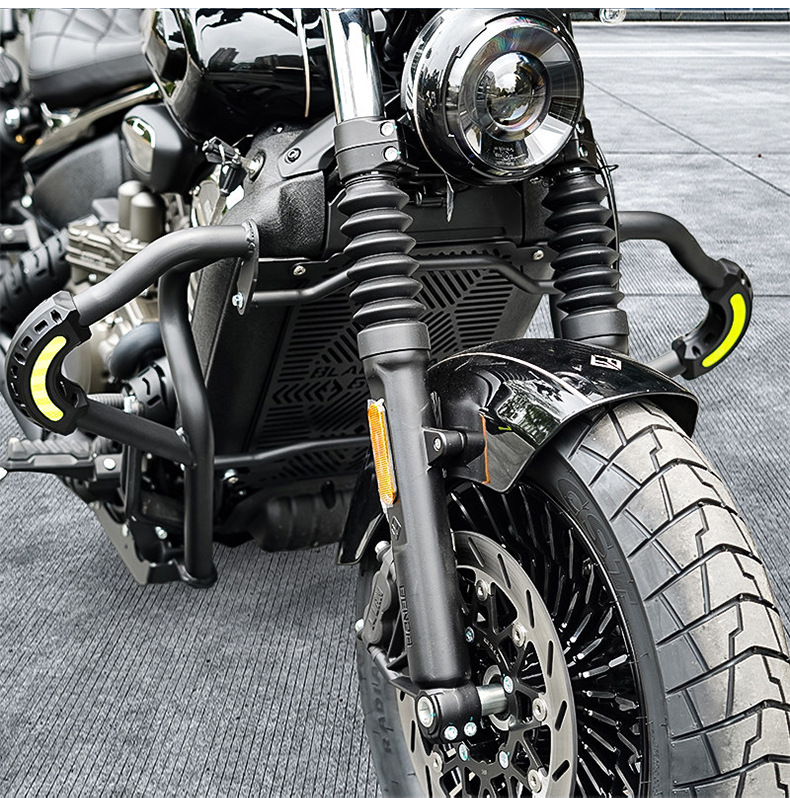 Suitable for Benda Black Flag 600 motorcycle front bumper carbon steel protective bar anti-fall bar modification accessories