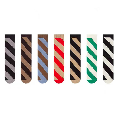  New Japanese Trend Brand Miyake Plaid Hole Hole Socks Fashion Show Socks Lattice Striped Instagram Stack Stack Famous Women's Socks