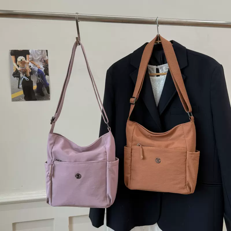 女士单肩包大容量手提斜挎轻便防泼水尼龙布包厂家生产时尚斜挎包