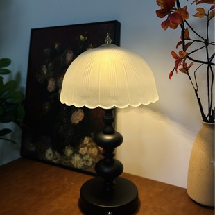 Nordic Minimalist Glass Table Lamp Bedroom Bedside Night Light Solid Wood Creative Desk Reading Decoration Atmosphere Desktop