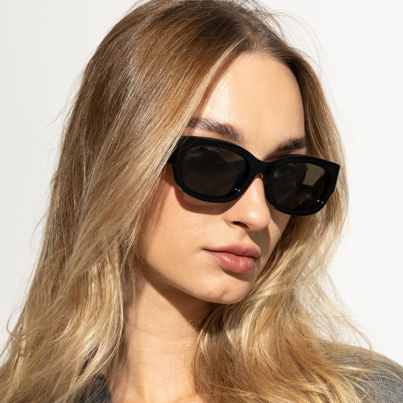 Nuevo estilo transfronterizo simple caja clásica gafas de sol hombres y mujeres moda europea y americana gafas de sol de alta gama Sunglasses