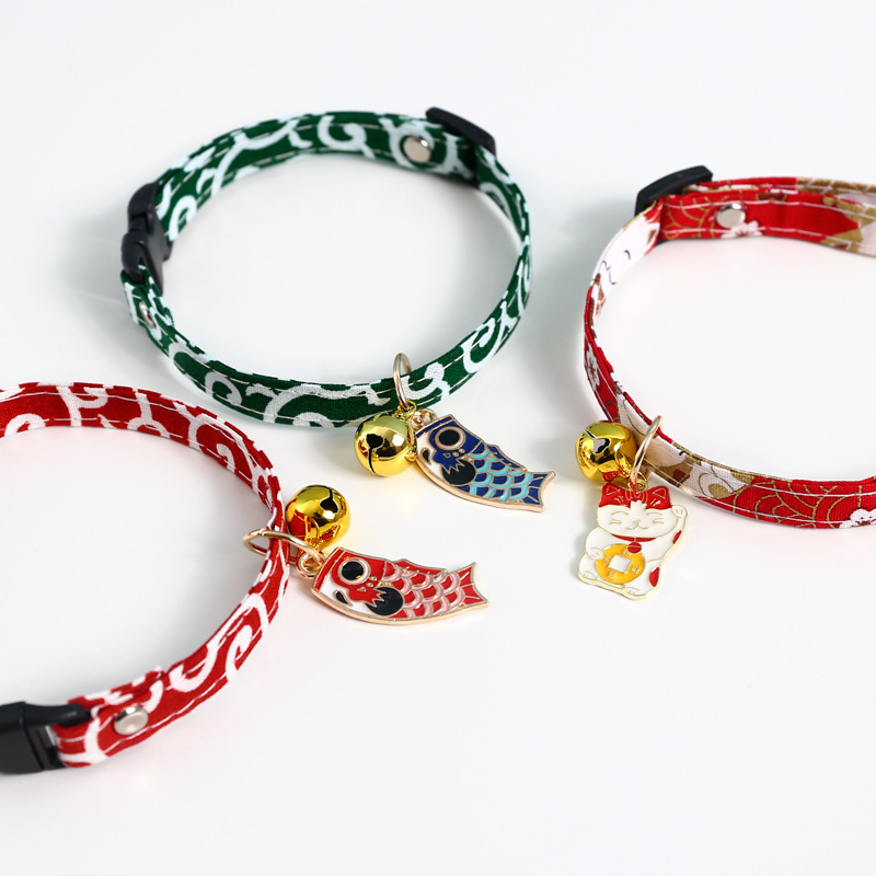 Colgante de campana de koi ajustable, collar de gato de la suerte, collar japonés, pedido, accesorios de comercio exterior, suministros para mascotas, perro, pato