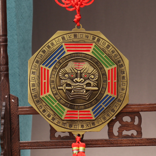 Manufacturer wholesale alloy auspicious lion biting sword tiger head Bagua mirror octagonal lion head twelve zodiac Bagua mirror door pendant