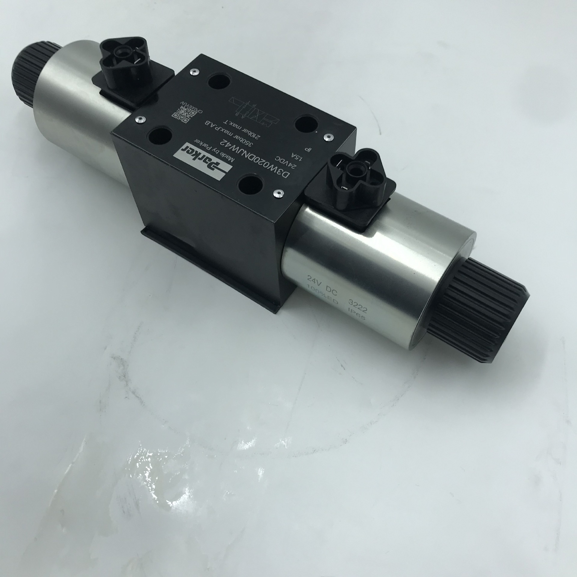 D3W020DNJW42派克电磁阀换向阀现货原装库存