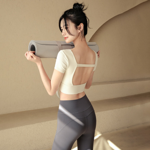 Yoga clothing women's summer sports top with chest pads, running short-sleeved T-shirt, high-end Pilates training fitness wear