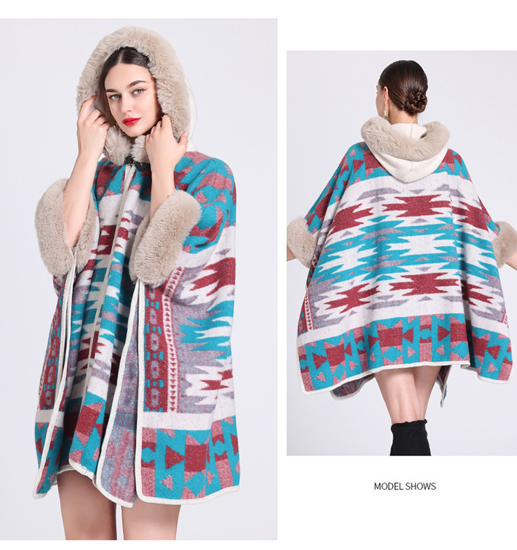 Mantella con cappuccio e collo in pelliccia, cardigan largo in jacquard, cappotto di lana taglie forti_voghion.com