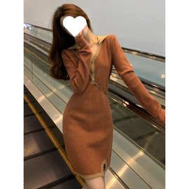 针织打底连衣裙女秋冬2025年新款长袖感气质修身小香风包臀裙