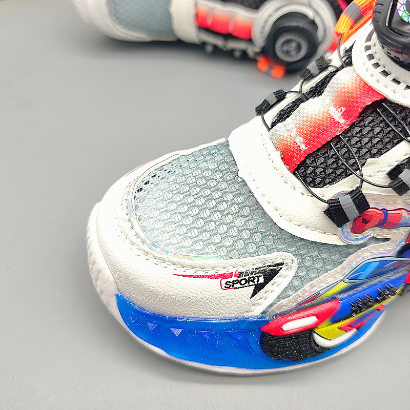 28-32 Tamaño de zapatos de verano con lámpara de red para niños zapatos de verano de red