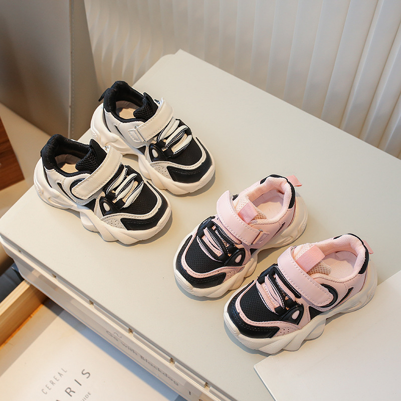 Zapatillas deportivas casuales de otoño 2026 para niños, modelo Panda, para niños y niñas, con suela suave y malla transpirable.
