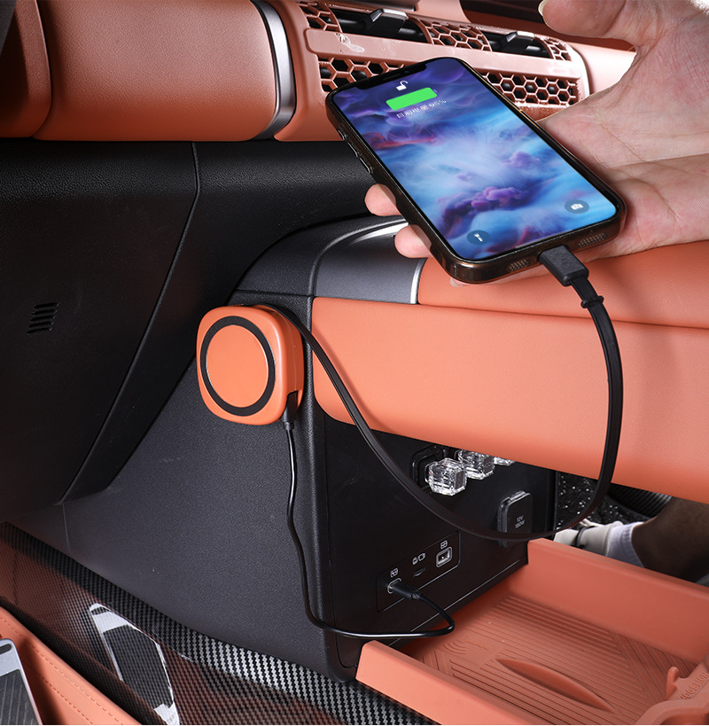 Magnetic Absorption Retractable Car Charging Cable 66W Fast Charging Type-C Data Cable Car Mobile Phone Charging Cable