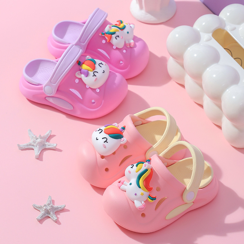 Children's Cartoon Clogs for Girls, Summer Indoor Non-Slip Slippers, Closed-Toe Outdoor Sandals, Thick-Soled