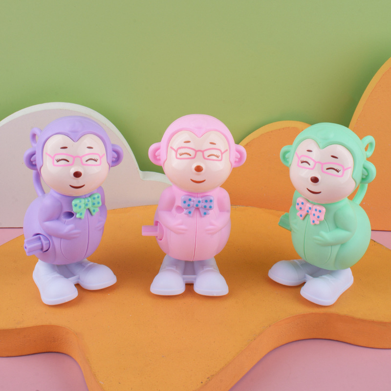 Niños de primavera pequeña cadena de juguete saltando pequeño mono lindo animal kindergarten puesto pequeño regalo fábrica al por mayor