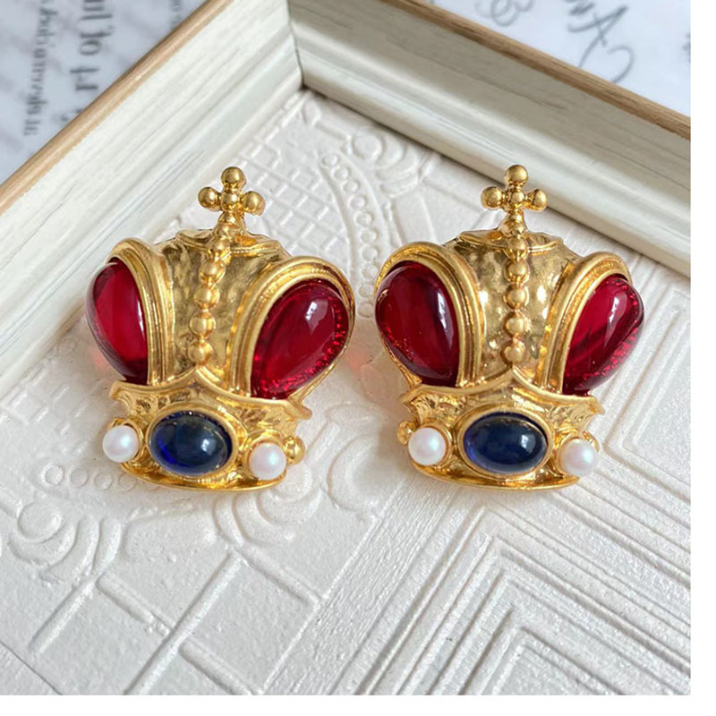 Retro Crown Alloy Plating Artificial Gemstones Women's Ear Studs 1 Pair display picture 2